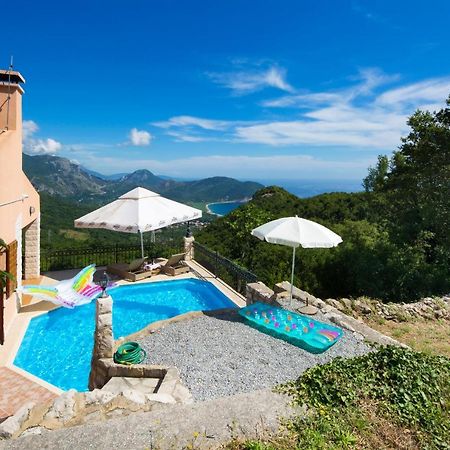 Villa Robinson Petrovac Exteriér fotografie